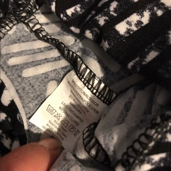 Simple Addiction Harem shorts - Picture 2 of 2